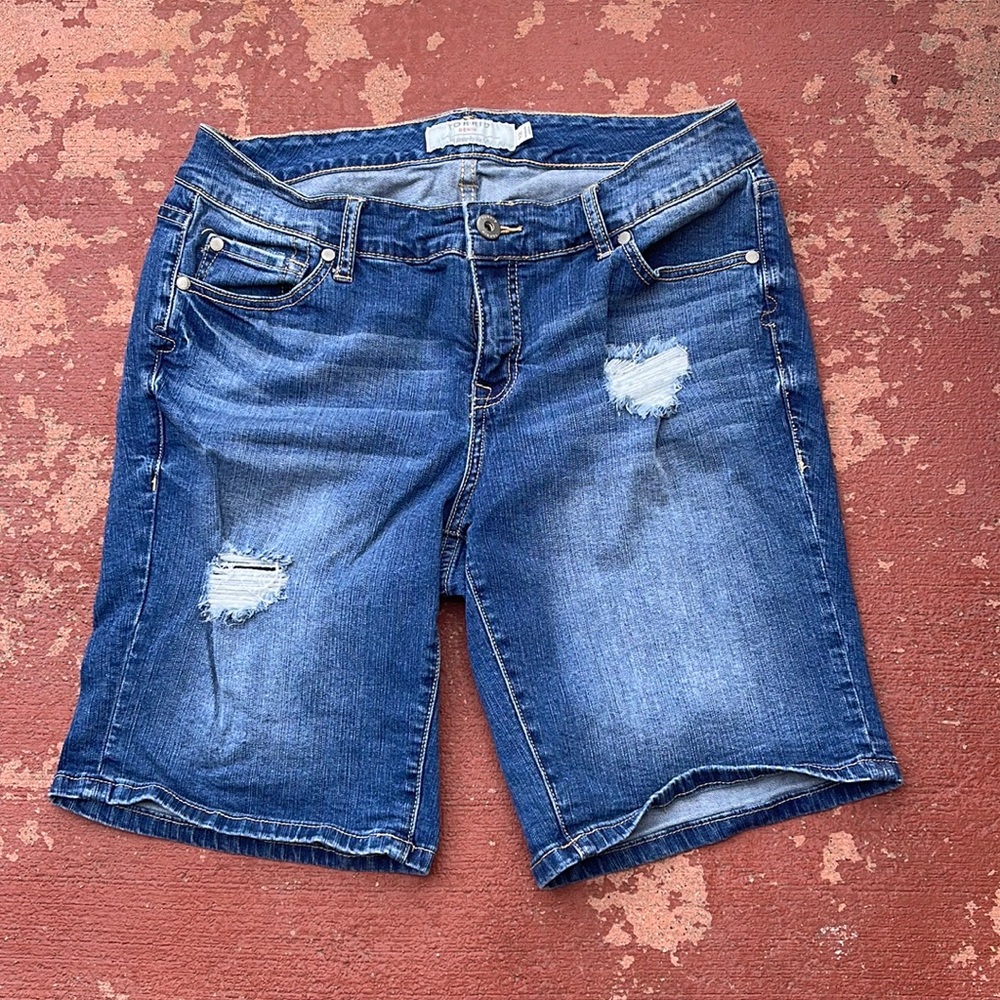 🔴 Torrid Jean shorts Bermuda 12